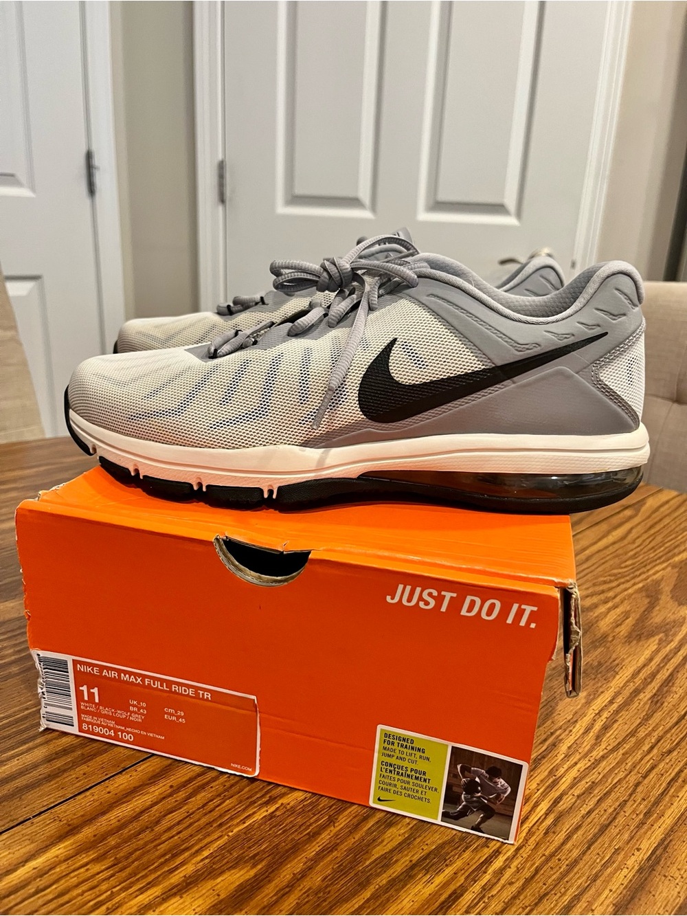 Nike Air Max Full Ride TR Gray Training Shoes with Black Swoosh